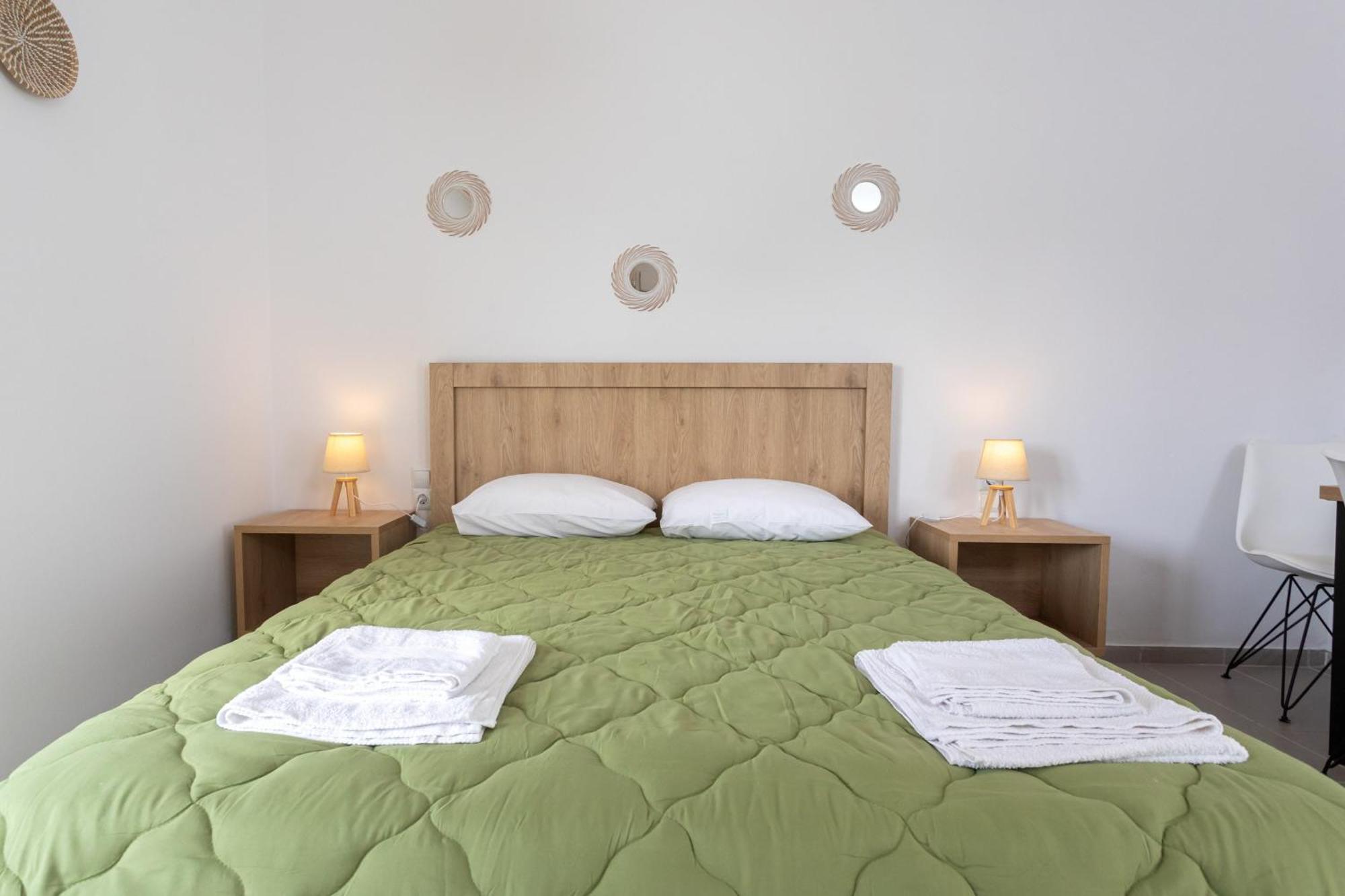Dionysiasea 1 - Cozy Escape Steps From The Beach! Gazi Exterior photo