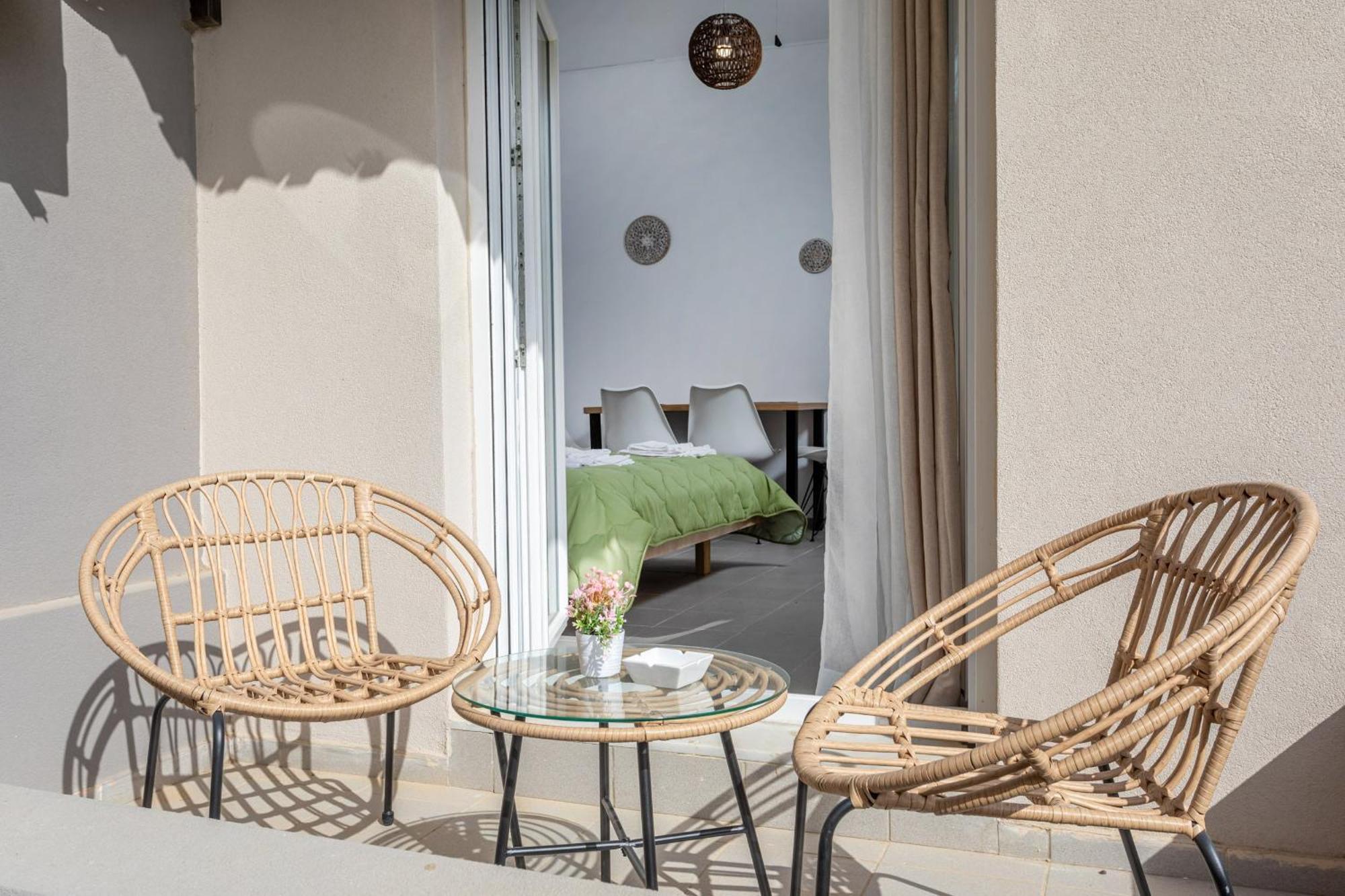Dionysiasea 1 - Cozy Escape Steps From The Beach! Gazi Exterior photo